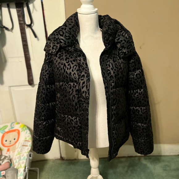 BCBG Generation Hooded Midweight Puffer Jacket Black/Leopard Color Sz, 𝗠 - Picture 4 of 4